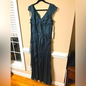 Rich Teal Formal Gown, Size 12